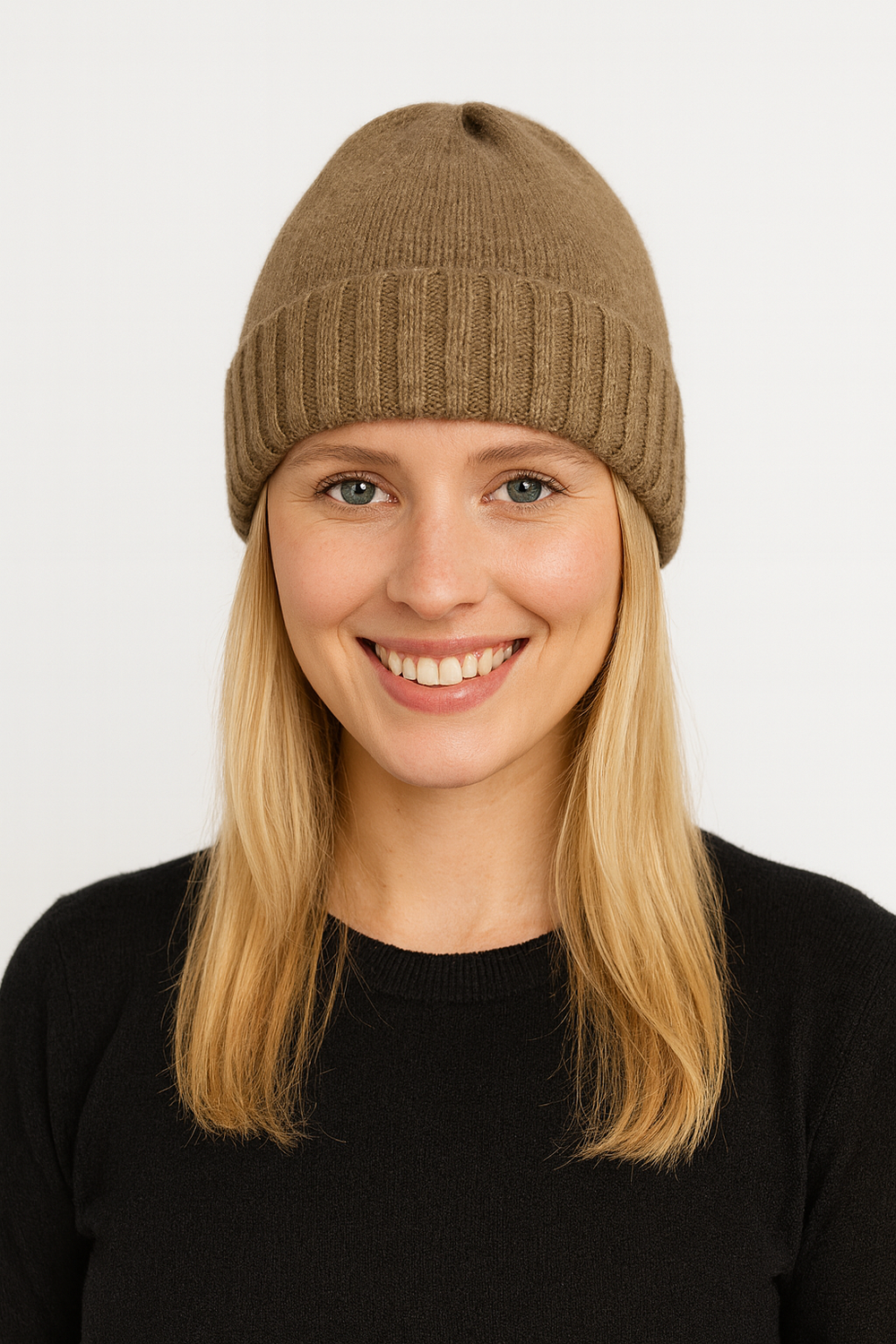 Cuffia di cashmere marrone