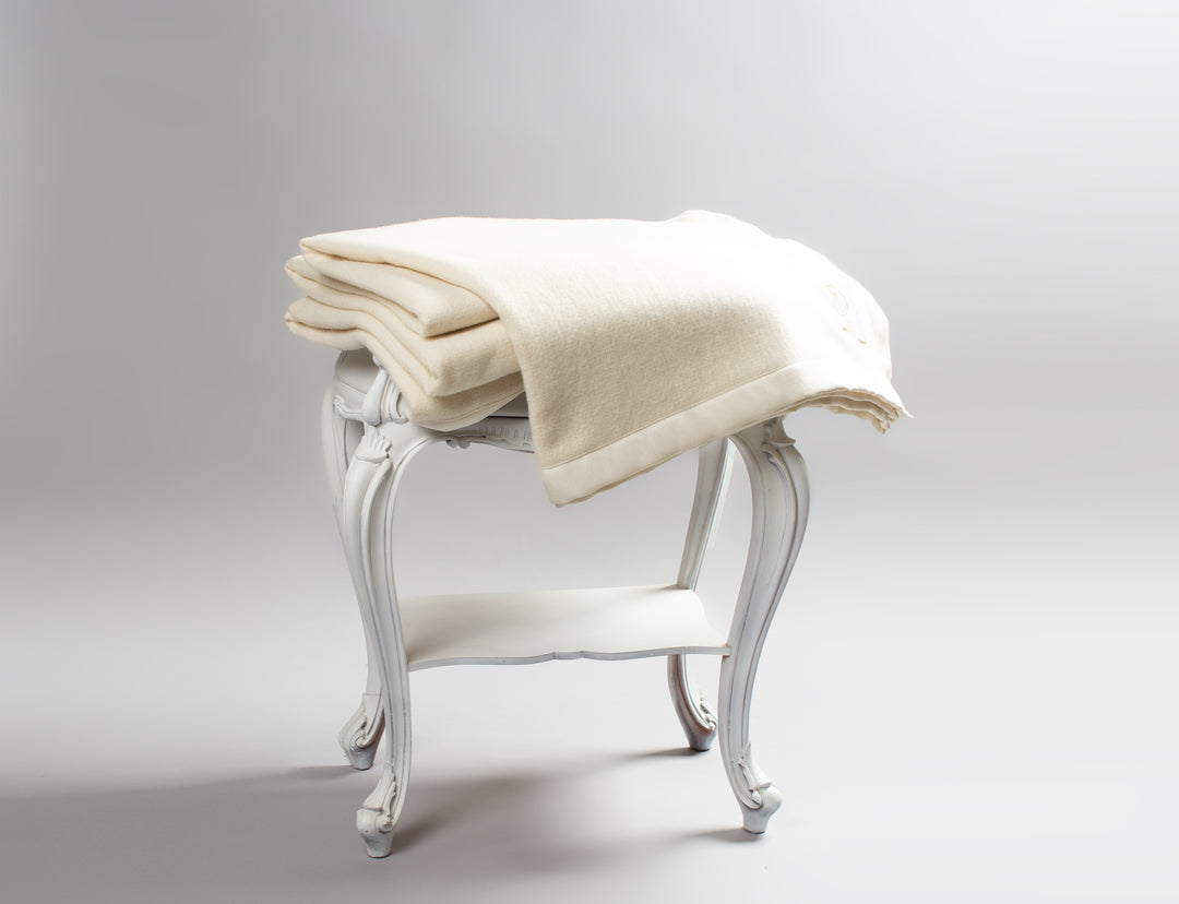 BEATRICE BLANKET Pure Cashmere