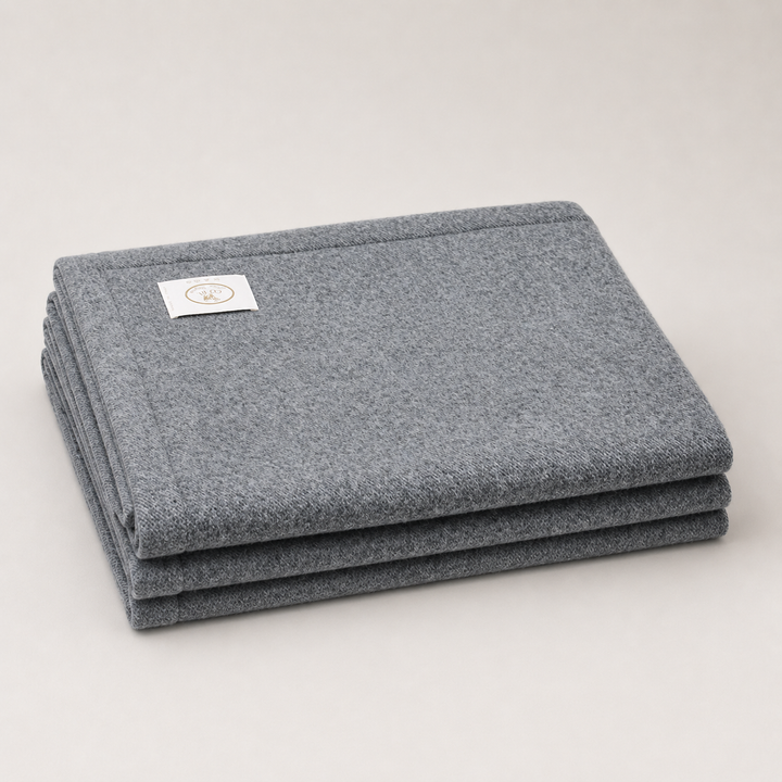 Coperta Leggera DESY Cashmere e Lana con bordo risvoltato