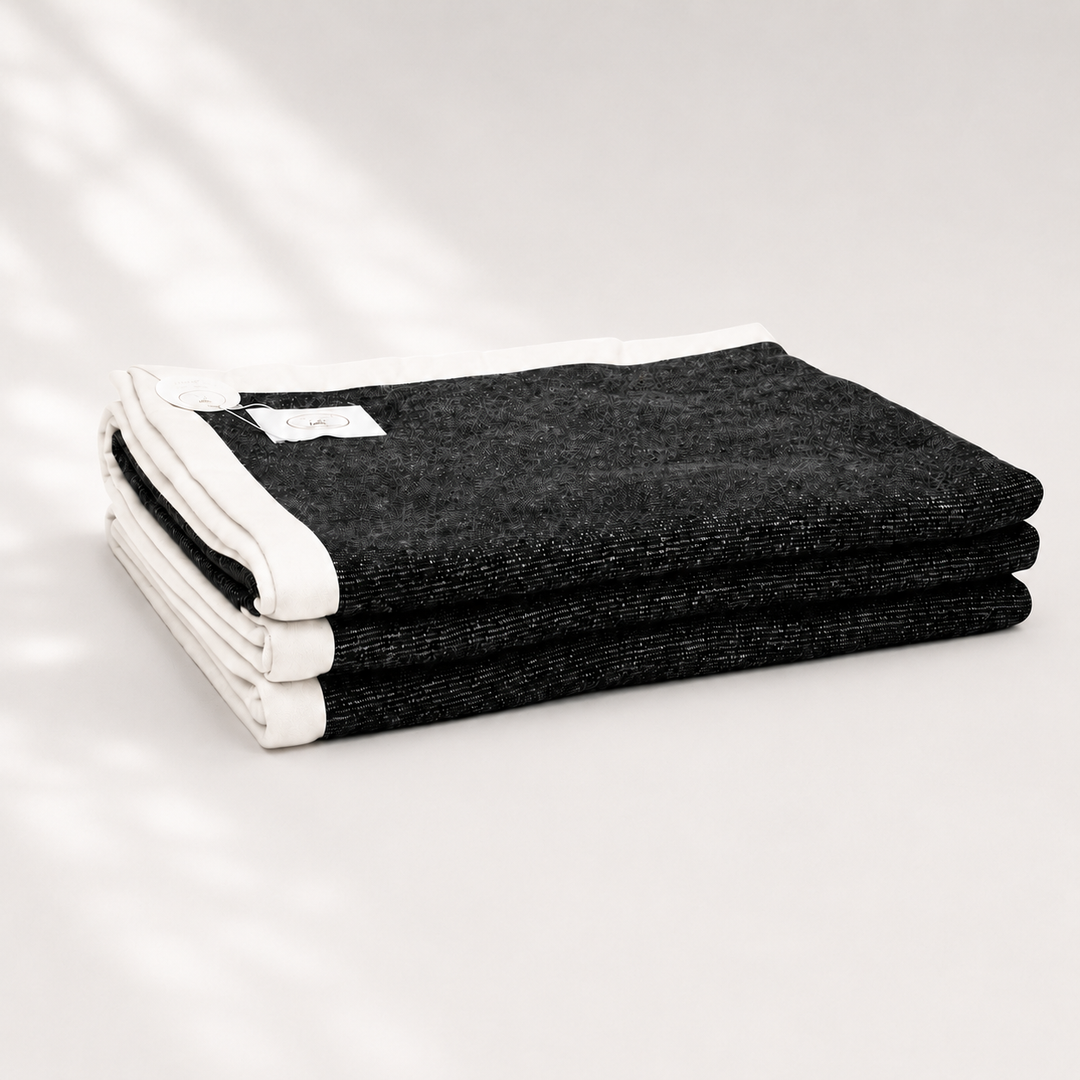 Coperta antracite scuro di lana e cashmere
