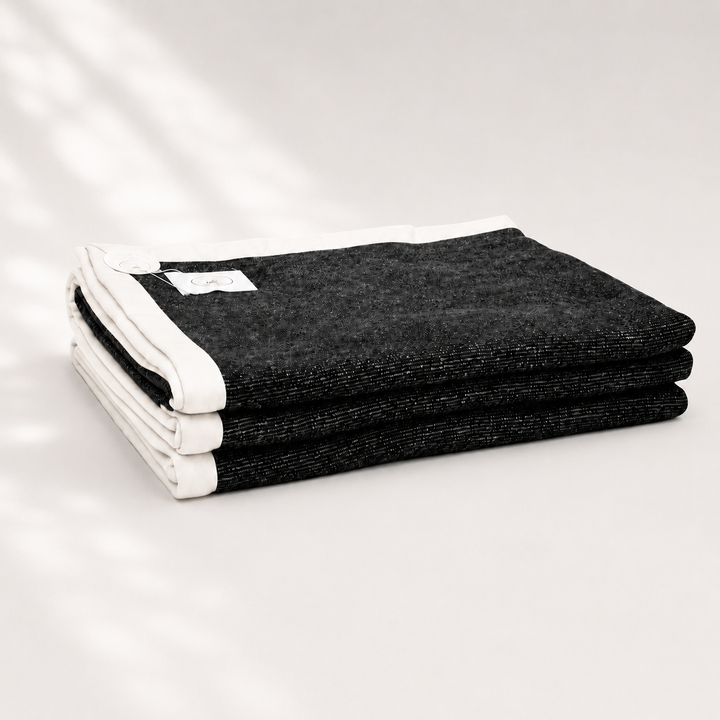Coperta antracite scuro di lana e cashmere