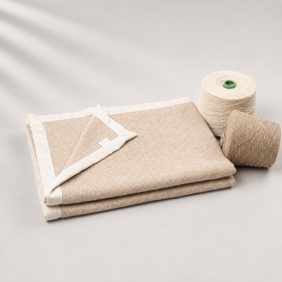 Coperta primaverile di lana, cammello colore beige