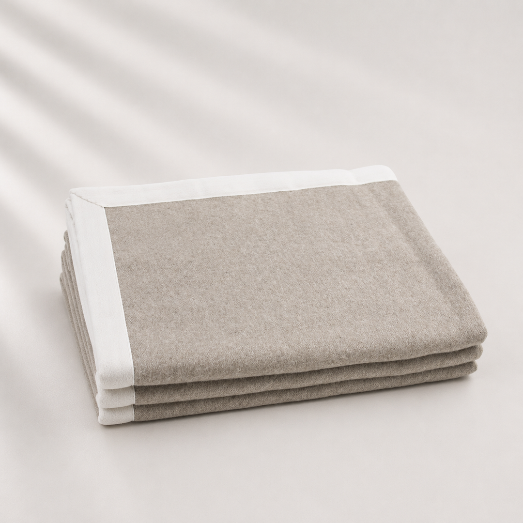 Coperta invernale di lana e cashmere colore marrone chiaro