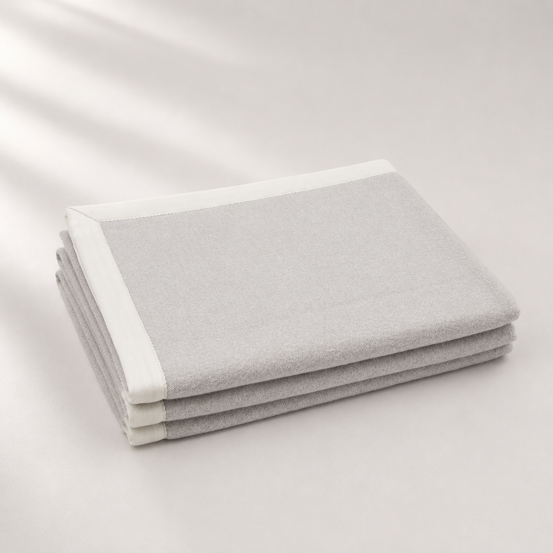 Coperta di lana e seta di colore grigio per la primavera