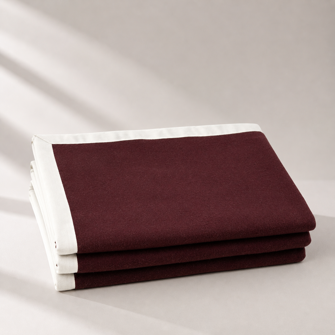 Coperta invernale di lana e cashmere bordeaux