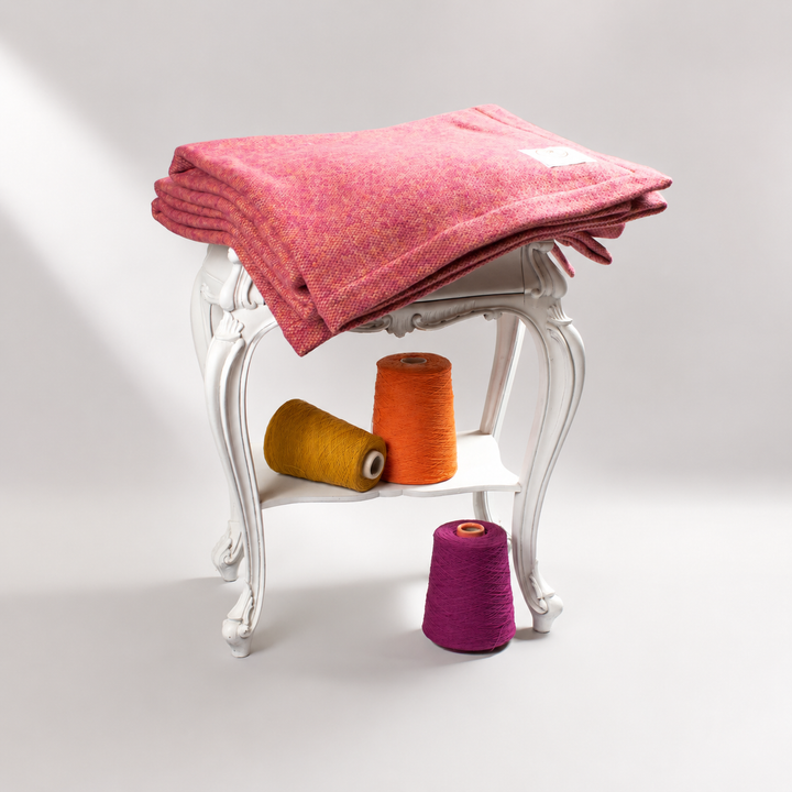 Coperta 4 stagioni di lana e cashmere rossa con bordo risvoltato