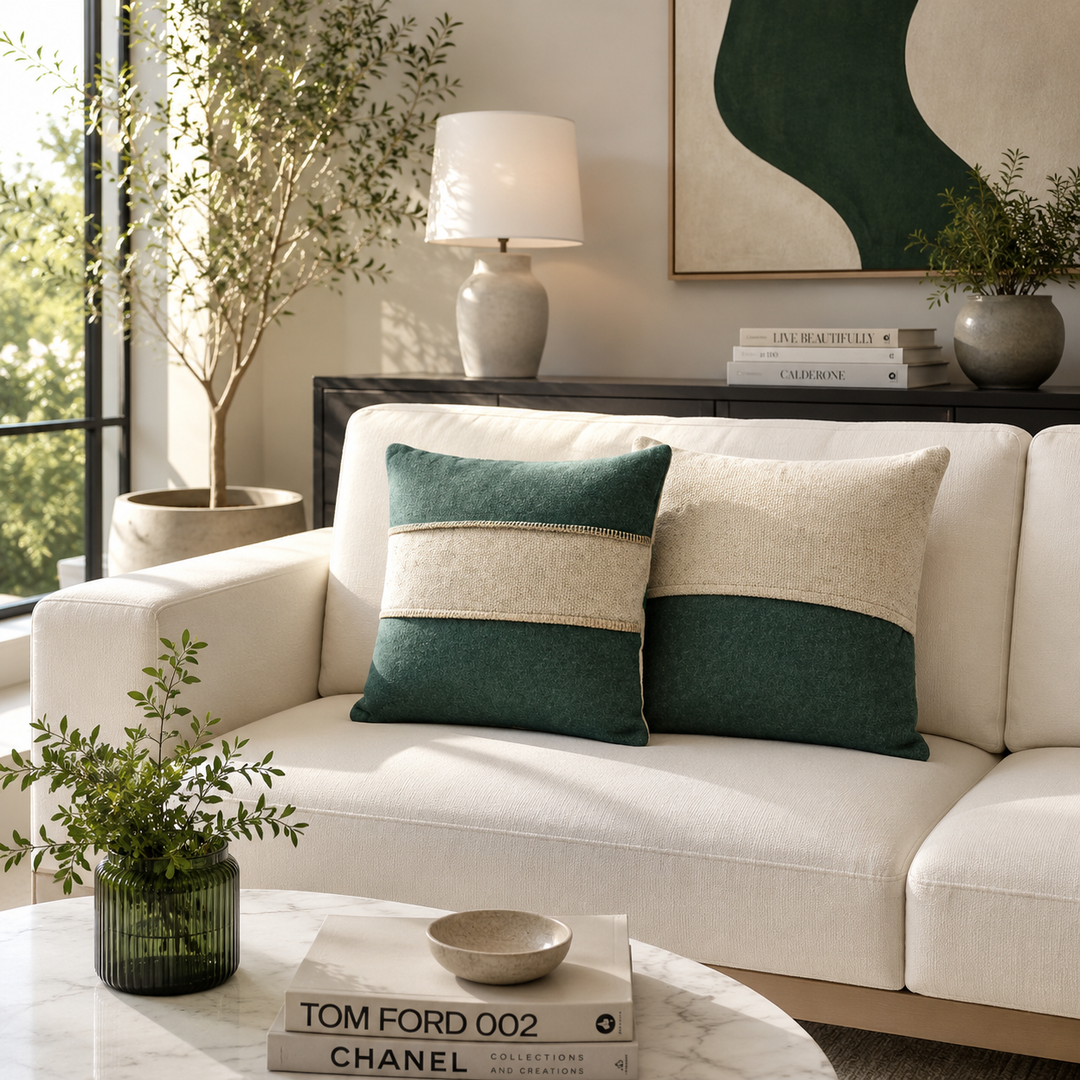 Cuscini d'arredo bicolore verde e beige di lana e rayon