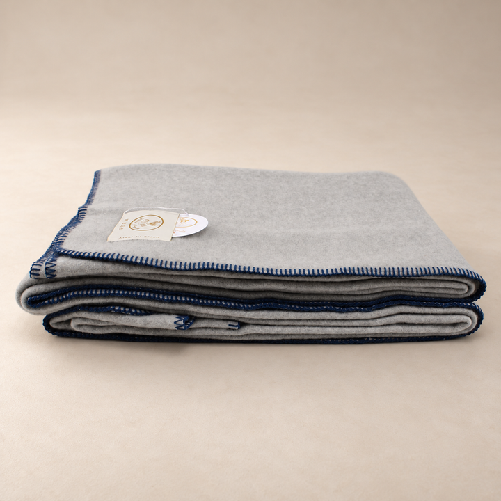 LADY - Plaid Cashmere e Seta rifinito a punto cavallo