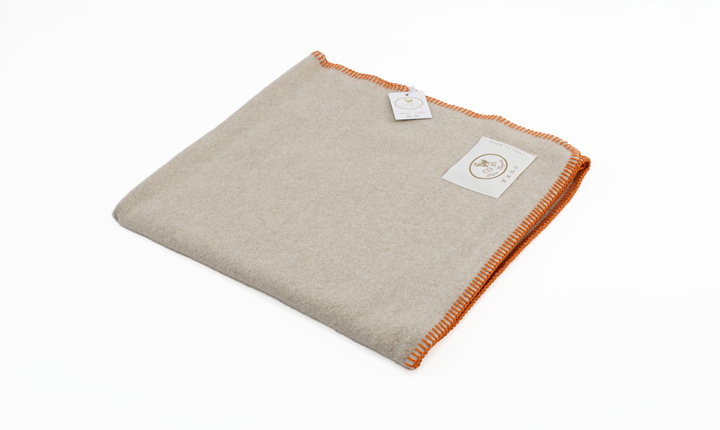 LADY BLANKET Cashmere and Silk with Whipstitch border