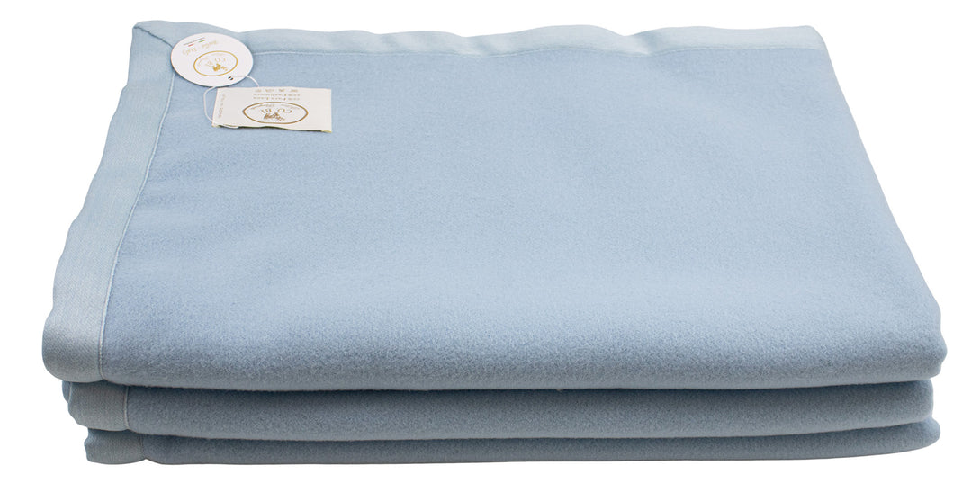 Coperta invernale matrimoniale azzurro cielo