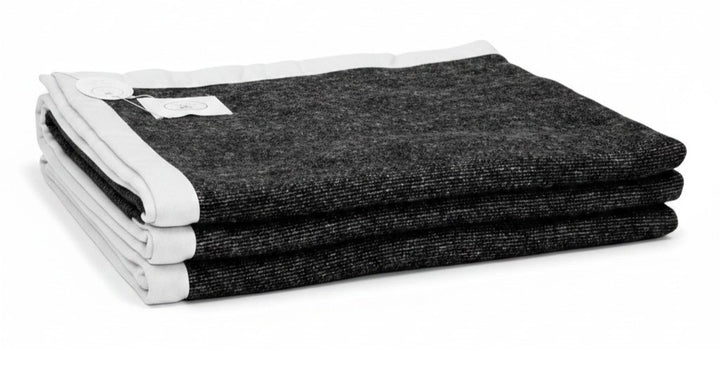 Lightweight Cashmere and Wool Blanket VENEZIA - Few pieces available