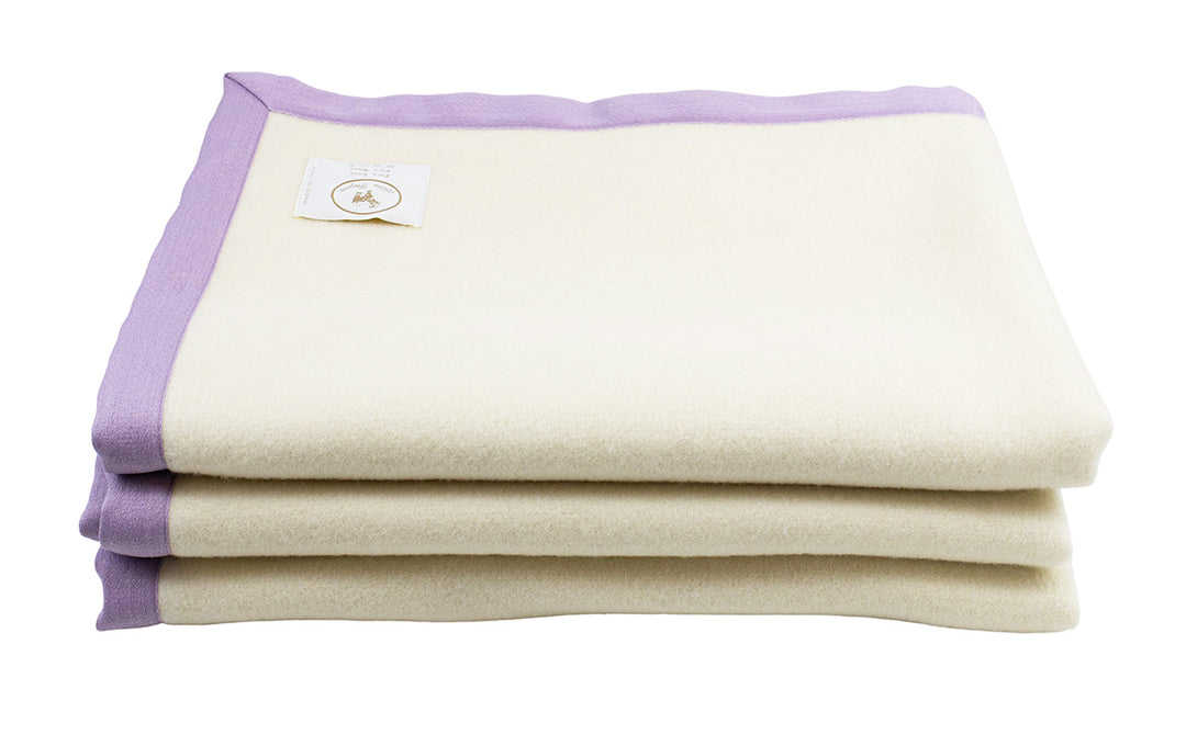 Pure Norwegian Wool Winter Blanket with Lilac Edge