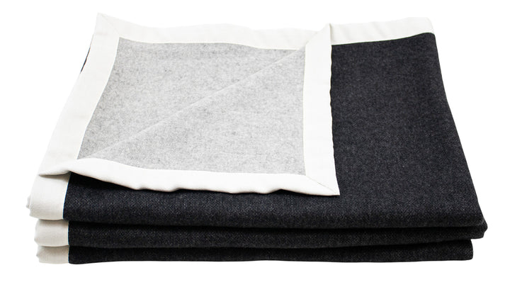 Coperta di cashmere e lana antracite e grigio