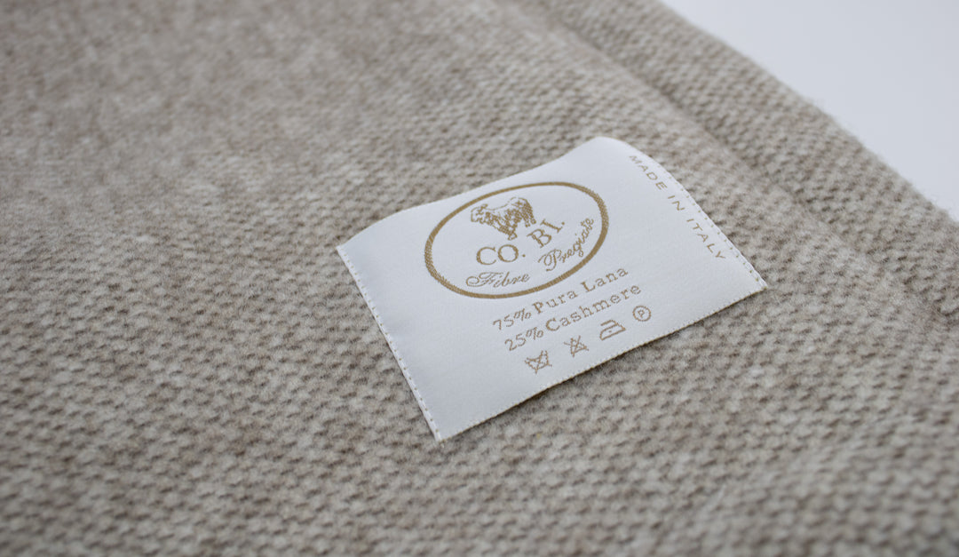 Particolare coperta cappuccino