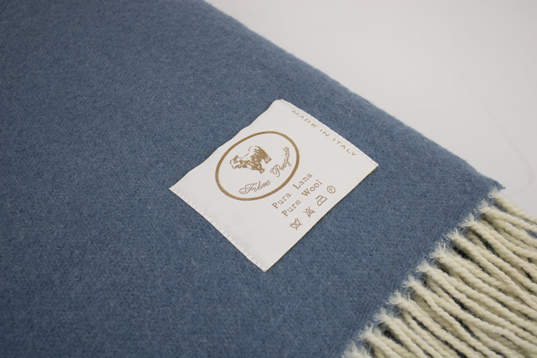 plaid blu particolare etichetta