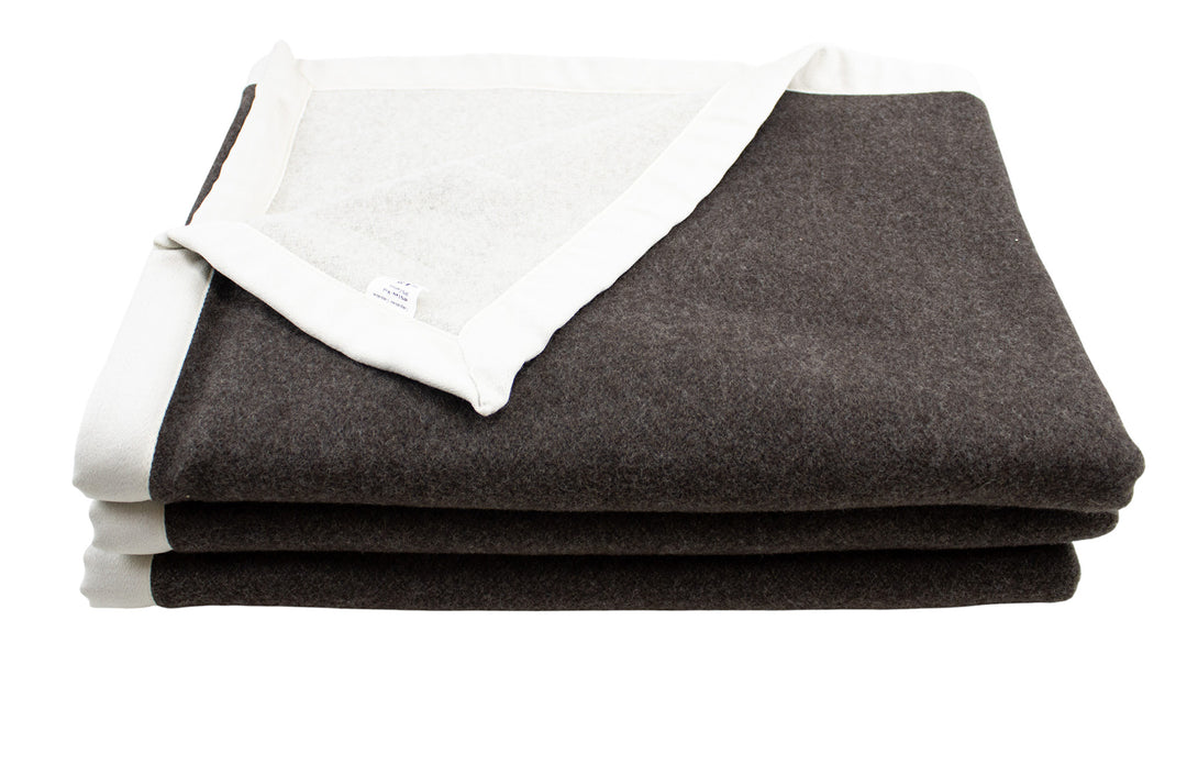 Coperta double face marrone scuro e bianco