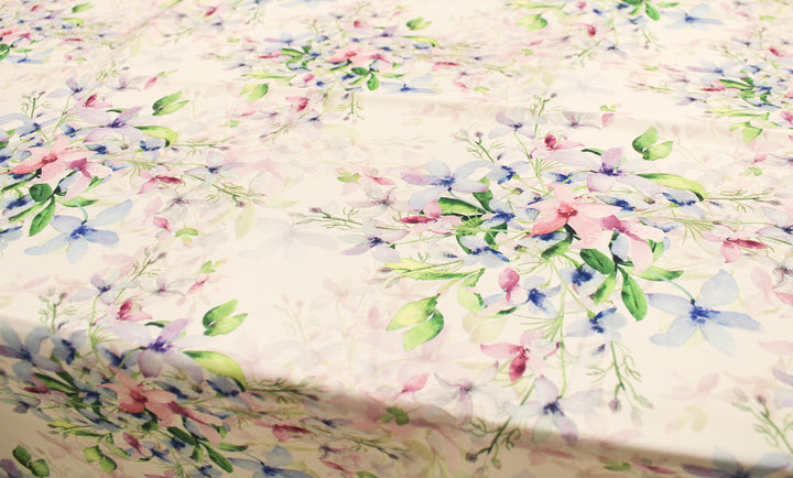 Luxury Stain-Resistant Tablecloth for 6 People with flowers Pattern
