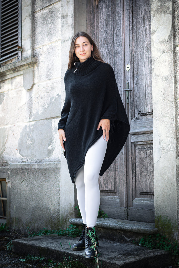 THE PONCHO Pure Cashmere