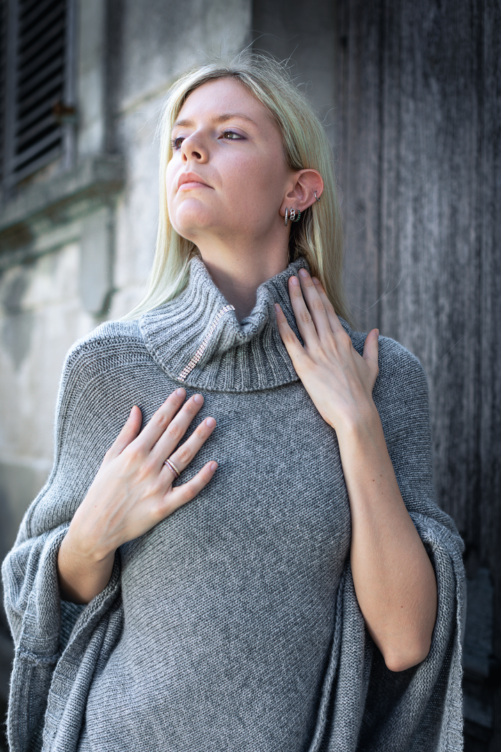 THE PONCHO Pure Cashmere