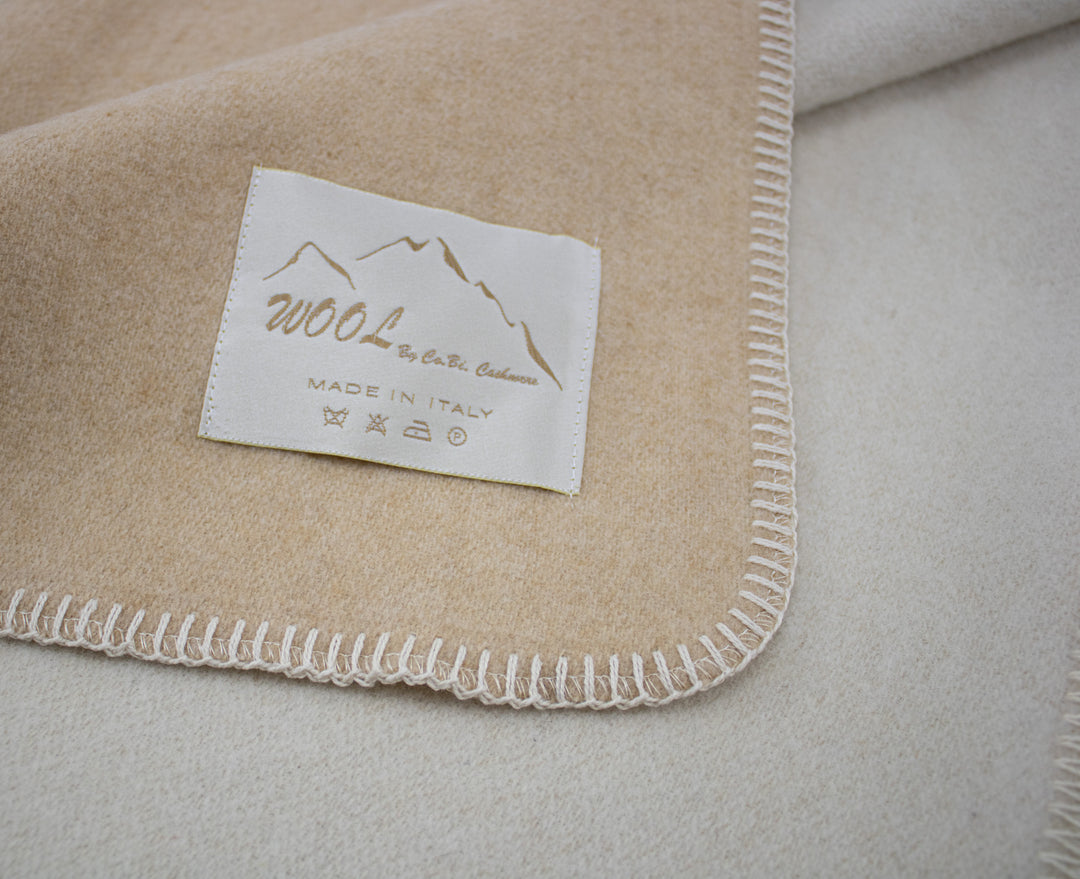 THROW BELLA Wool and Viscose Whipstitch threads