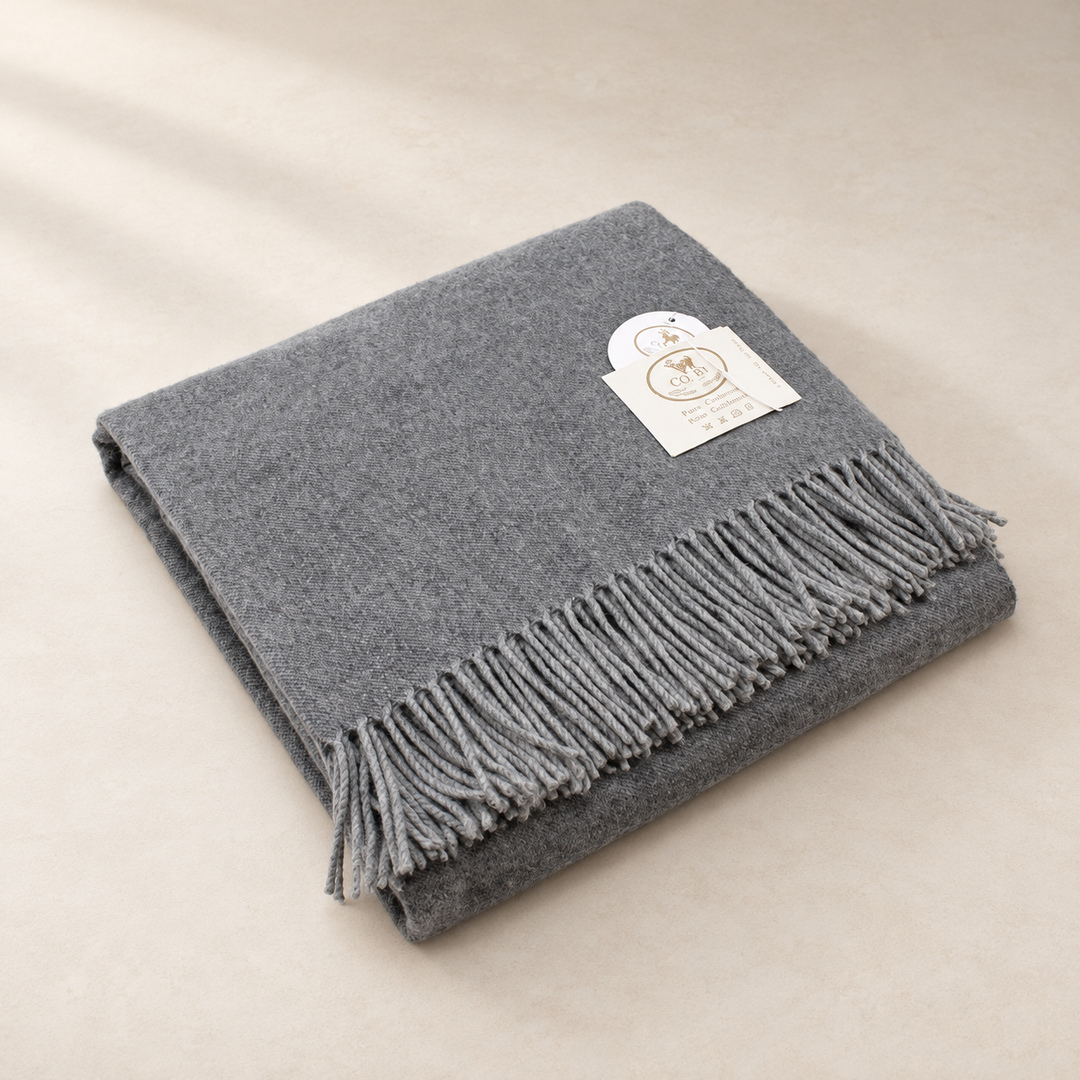 Pure Cashmere Throw with Chevron motif YAGO