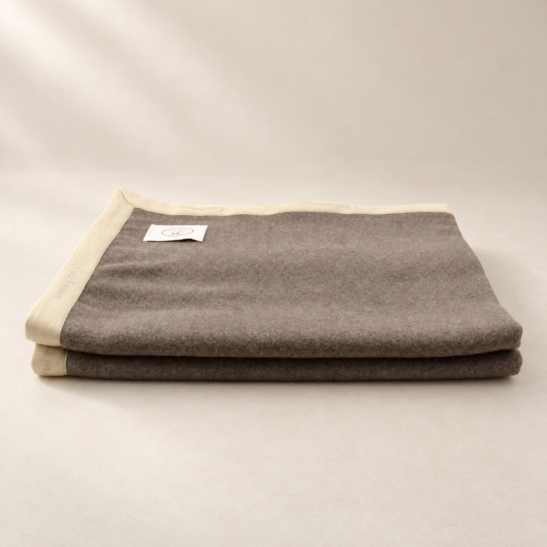 FRIDA Heavy Cashmere and Wool Blanket