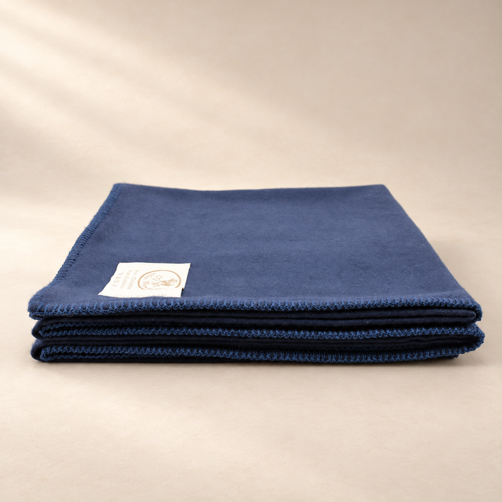 Pure Cashmere Throw whipstitch edge