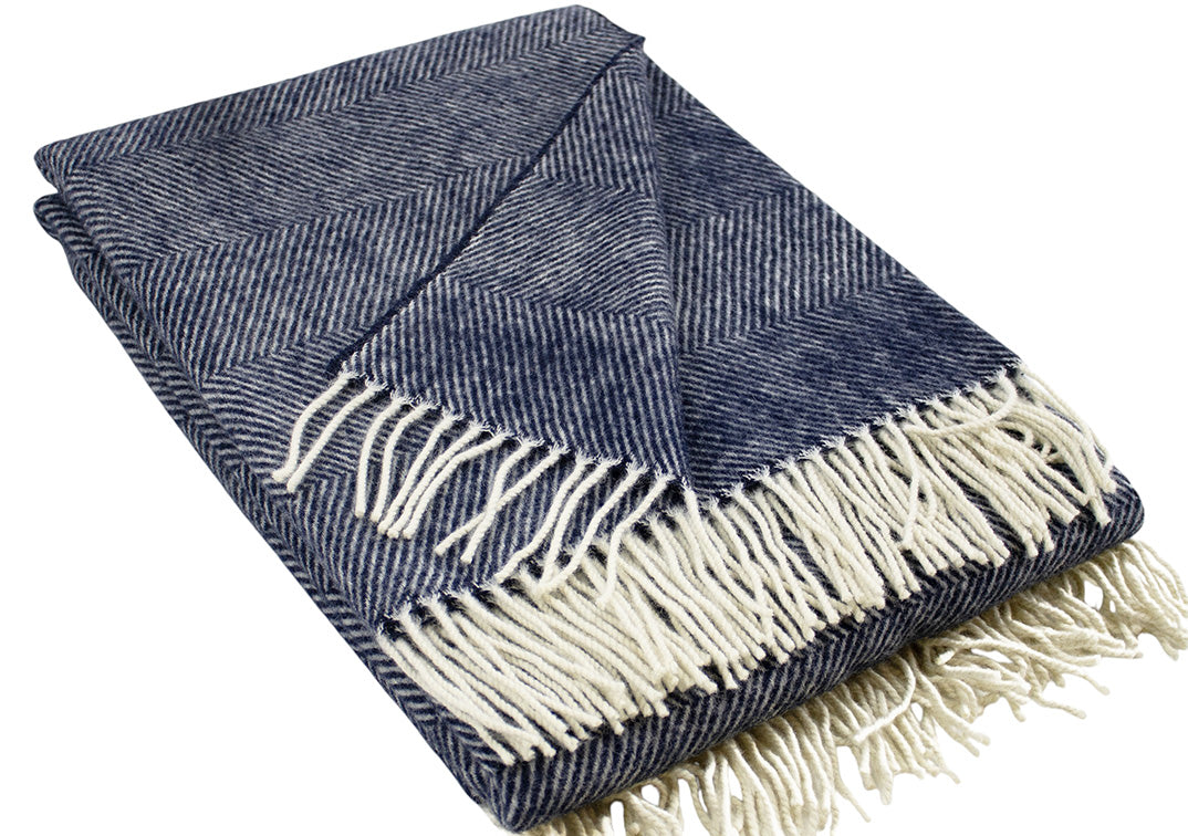 Plaid di lana e cashmere colore blu a lisca di pesce