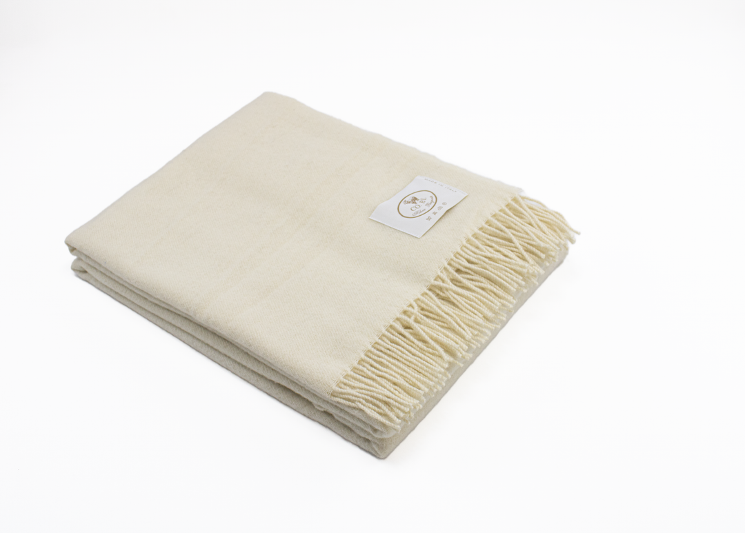 Plaid di pura lana colore bianco