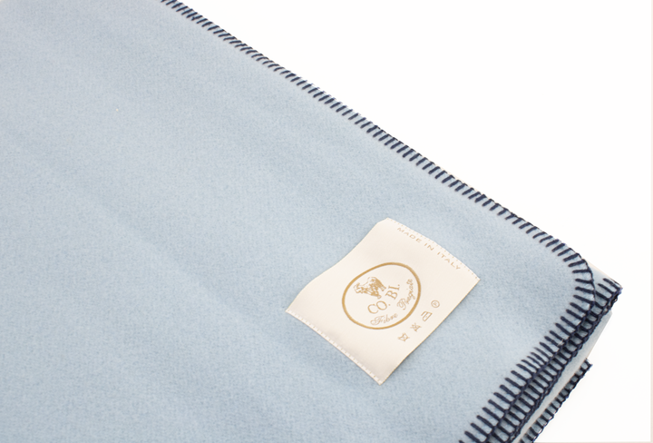 THROW BELLA Wool and Viscose Whipstitch threads