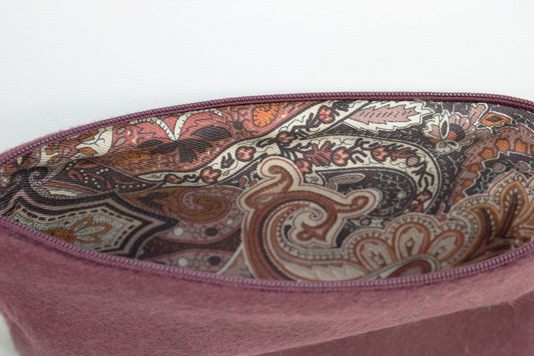 POUCH -BEAUTY CASE in Pure Cashmere Burgundy color