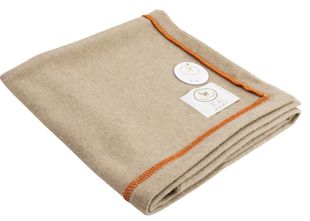 Copertina di lana beige in pura lana