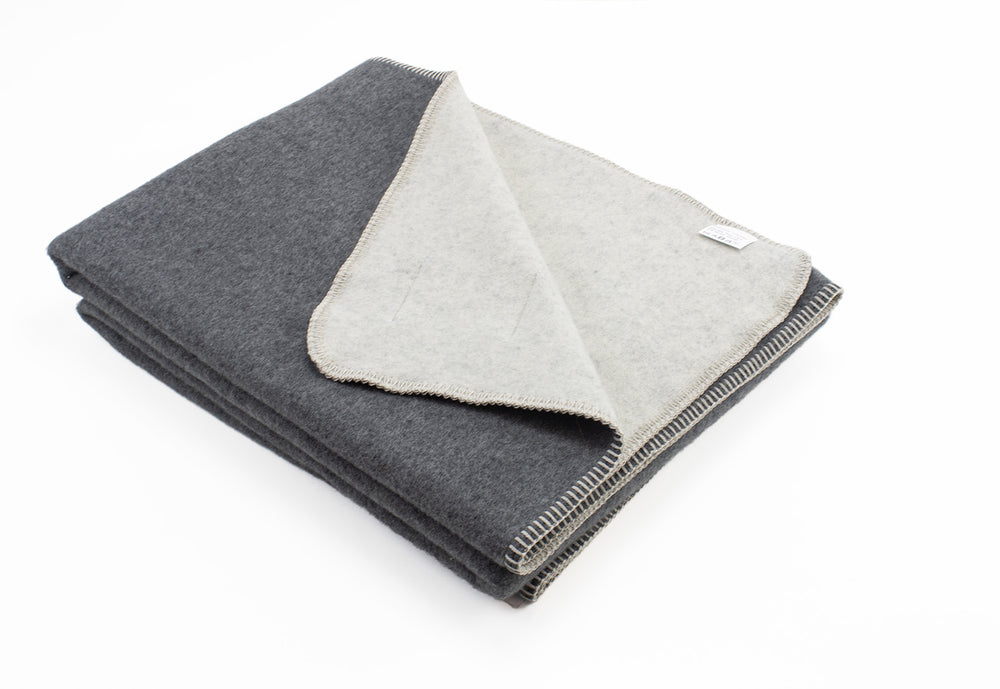 Plaid grigio e bianco naturale a punto cavallo