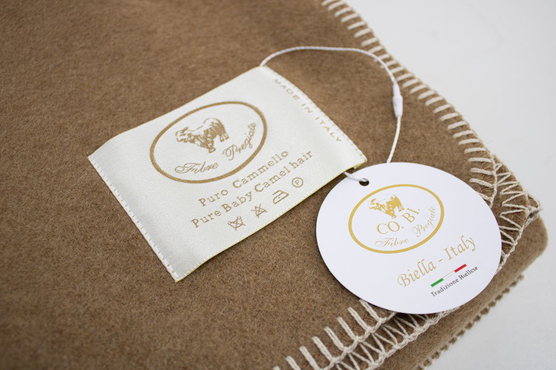 Particolare plaid di Baby Cammello a punto cavallo