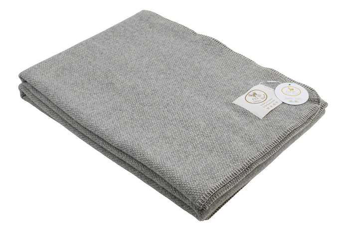 Plaid extralarge grigio perla con bordo bianco