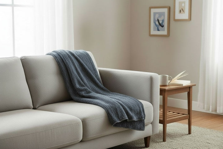 Plaid di lana e cashmere con armatura melange colore blu