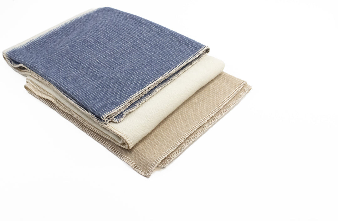 Pure Wool Throw OLIVER with  Whipstitch in three different colors