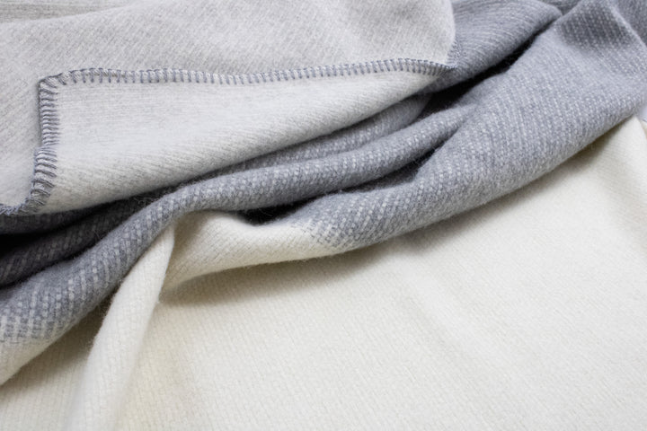 Pure Wool Throw OLIVER with  Whipstitch in three different colors