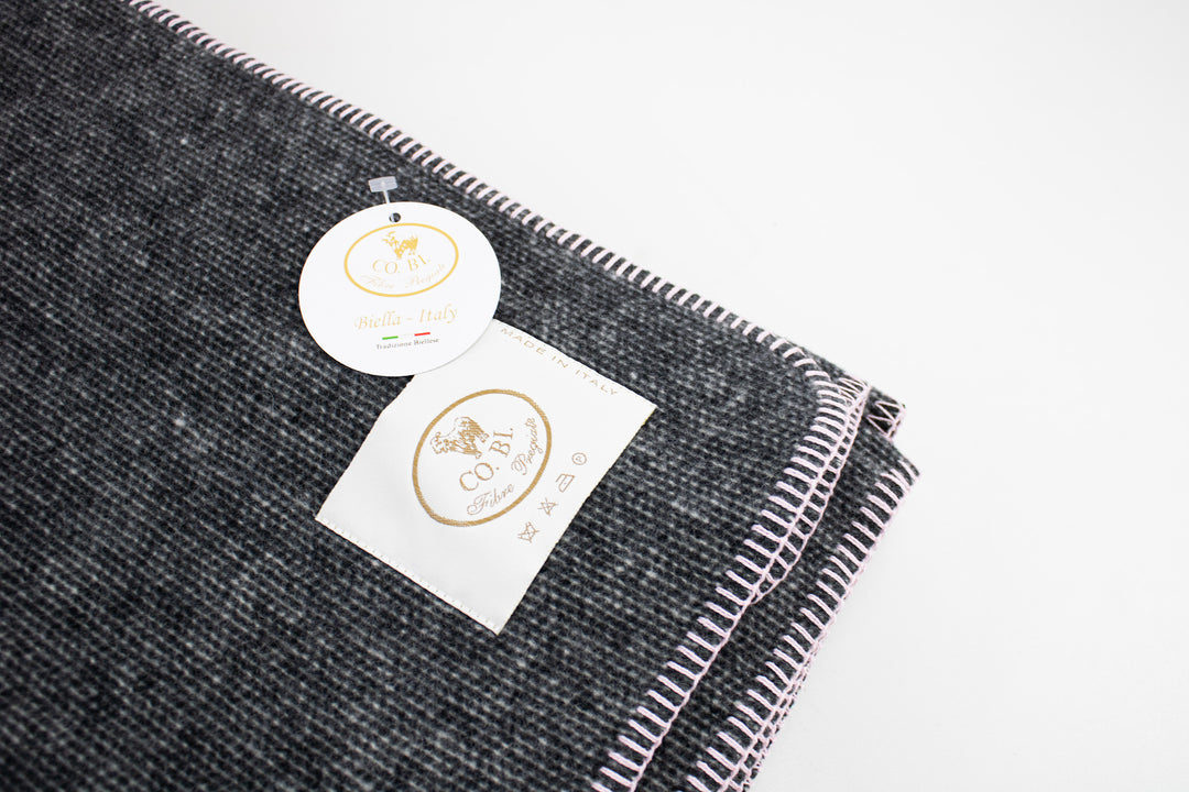 VENEZIA Cashmere and Wool Throw with Colorful Whipstitch edge