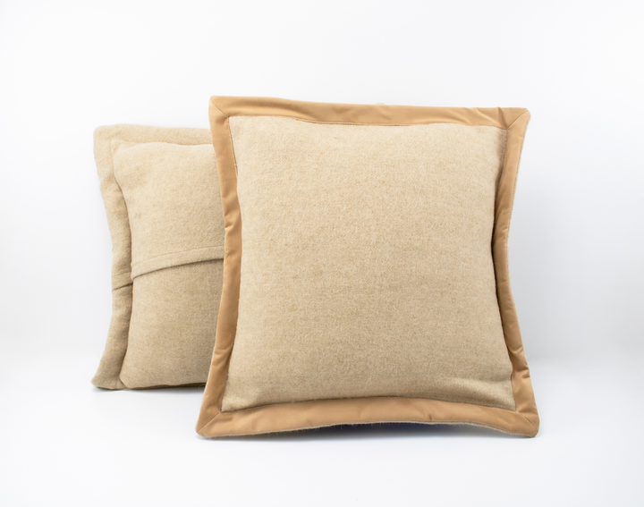 ART CUSHION Wool and Natural Viscose Suade edge