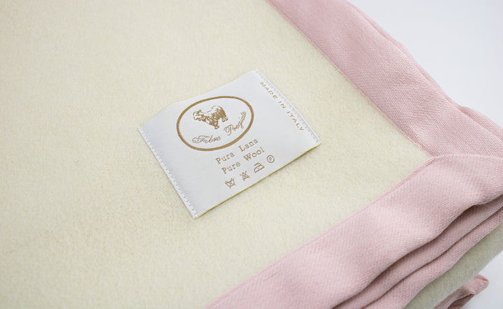 Coperta Invernale Pura Lana Norvegese con bordo rosa