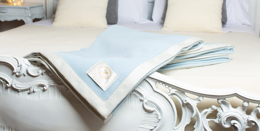 Coperta SVEVA Puro Cashmere Azzurro / King Size 270x230 - Coperte Grigio chiaro - CO.BI morbido luce blu coperta bianco
