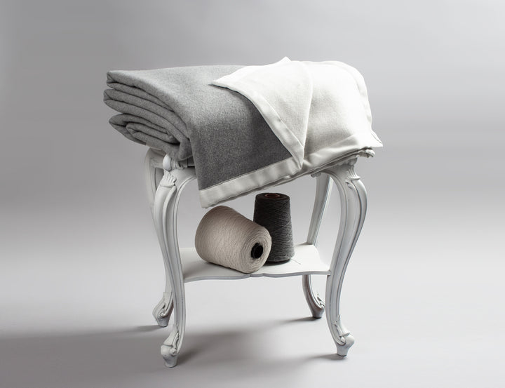 BELLA Blanket Wool and Natural Viscose