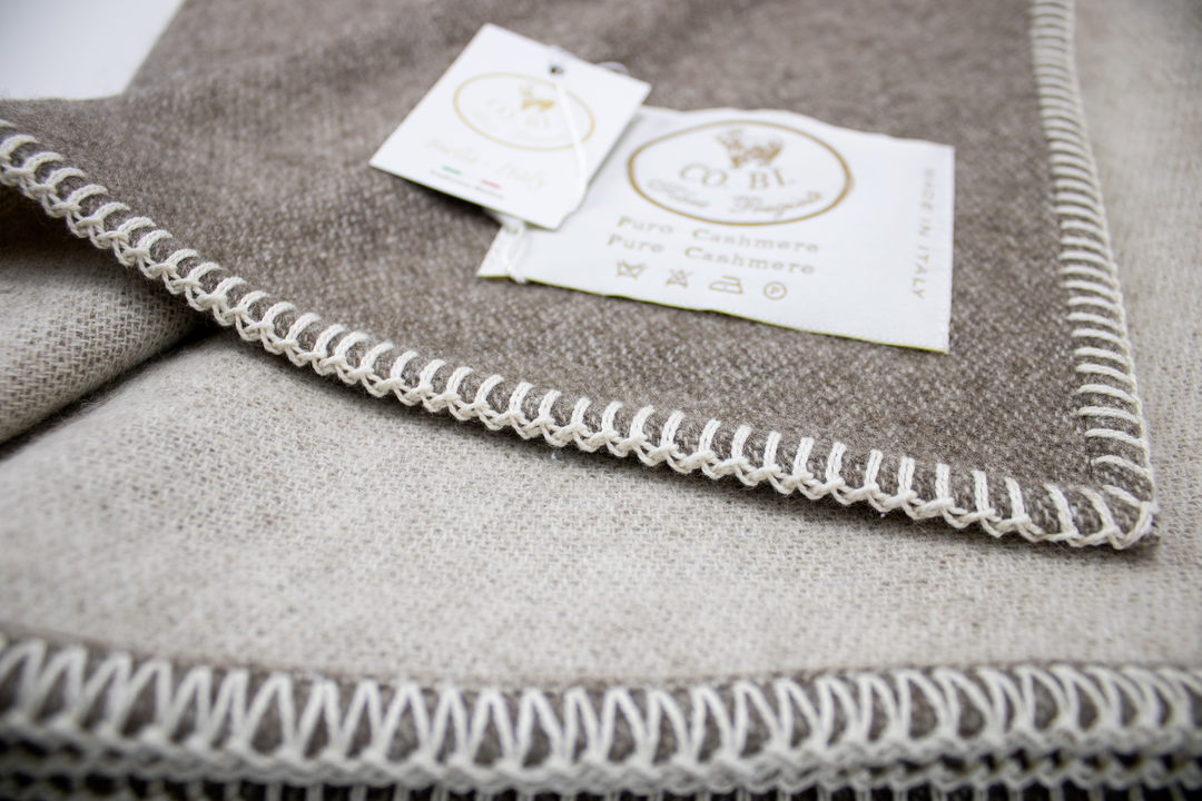 THROW REY Pure Cashmere whipstitch edge