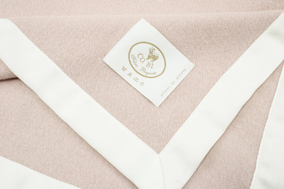 Coperta rosa per culla o lettino